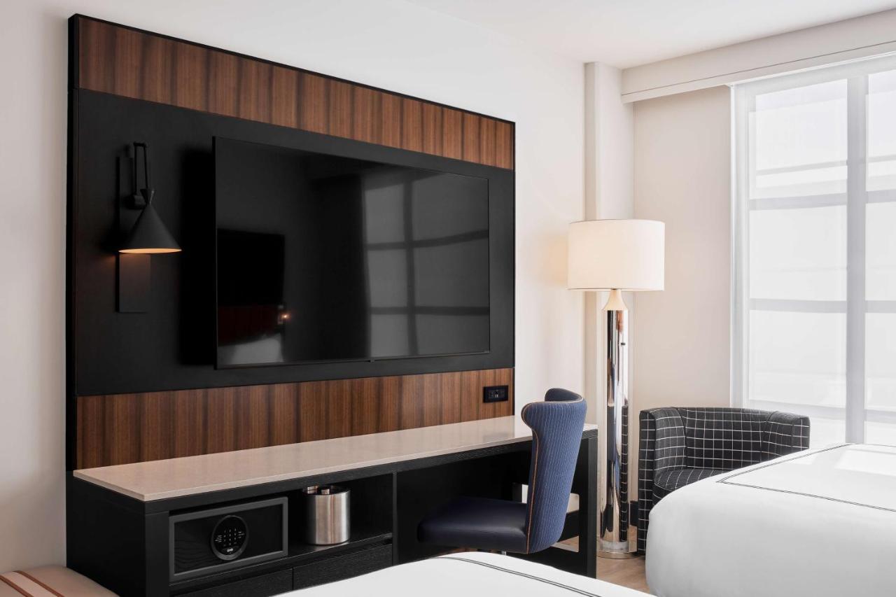 ホテル The Godfrey Detroit, Curio Collection By Hilton エクステリア 写真