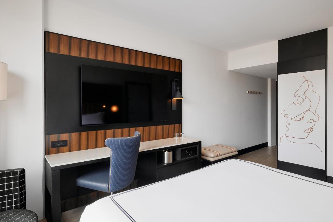 ホテル The Godfrey Detroit, Curio Collection By Hilton エクステリア 写真